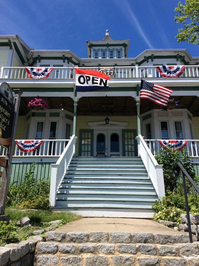 Captain Sawyer'S Bed And Breakfast Boothbay Harbor Extérieur photo